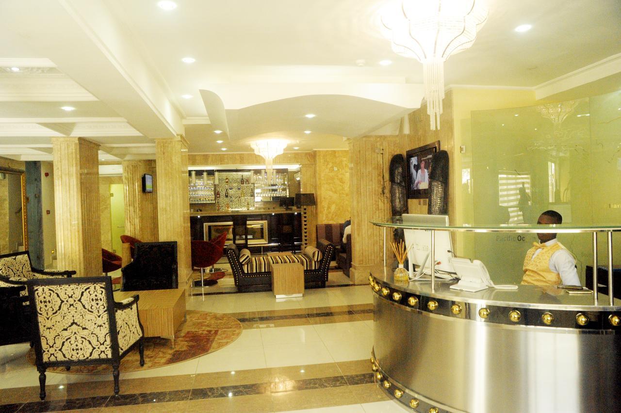 Hotel H210 Aliayabiagba Zewnętrze zdjęcie