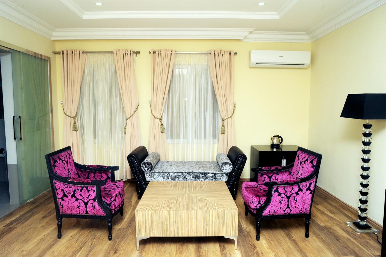 Hotel H210 Aliayabiagba Zewnętrze zdjęcie