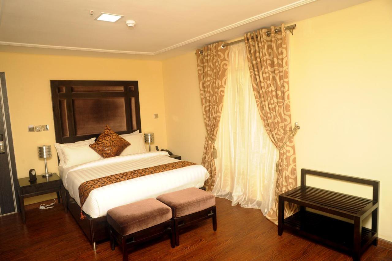 Hotel H210 Aliayabiagba Zewnętrze zdjęcie